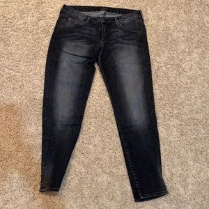Barely worn Hudson black denim skinny jeans